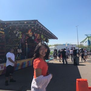 Meet your Posher, Nadia